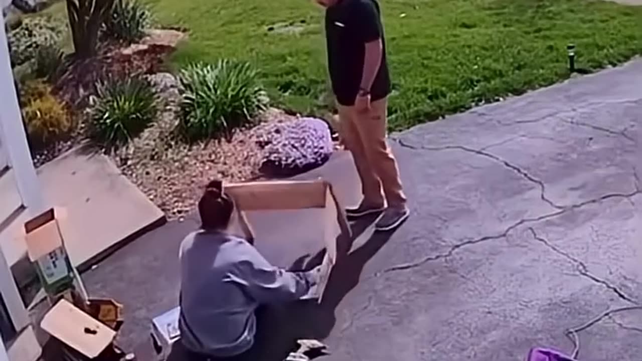 Strong independent women 😐