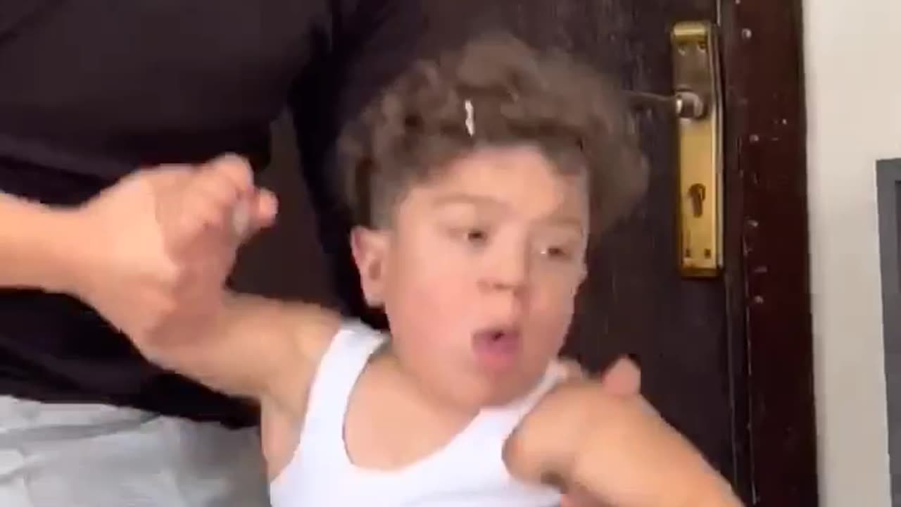 Funny videos🤣❤️#prank #funny #funnyprank #scared #fun #fail #jumpscare