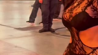 🍑 Curves With Confidence 💯🔥