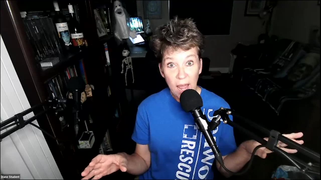 Pam Bondi Fs Up Again, Slender Man Stabber Escapes and Tucker Done With GOP