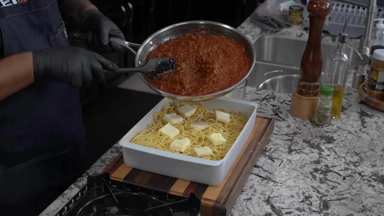 Easy Million Dollar Spaghetti Bake for the Whole Family