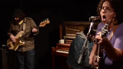 Alabama Shakes - Hold On