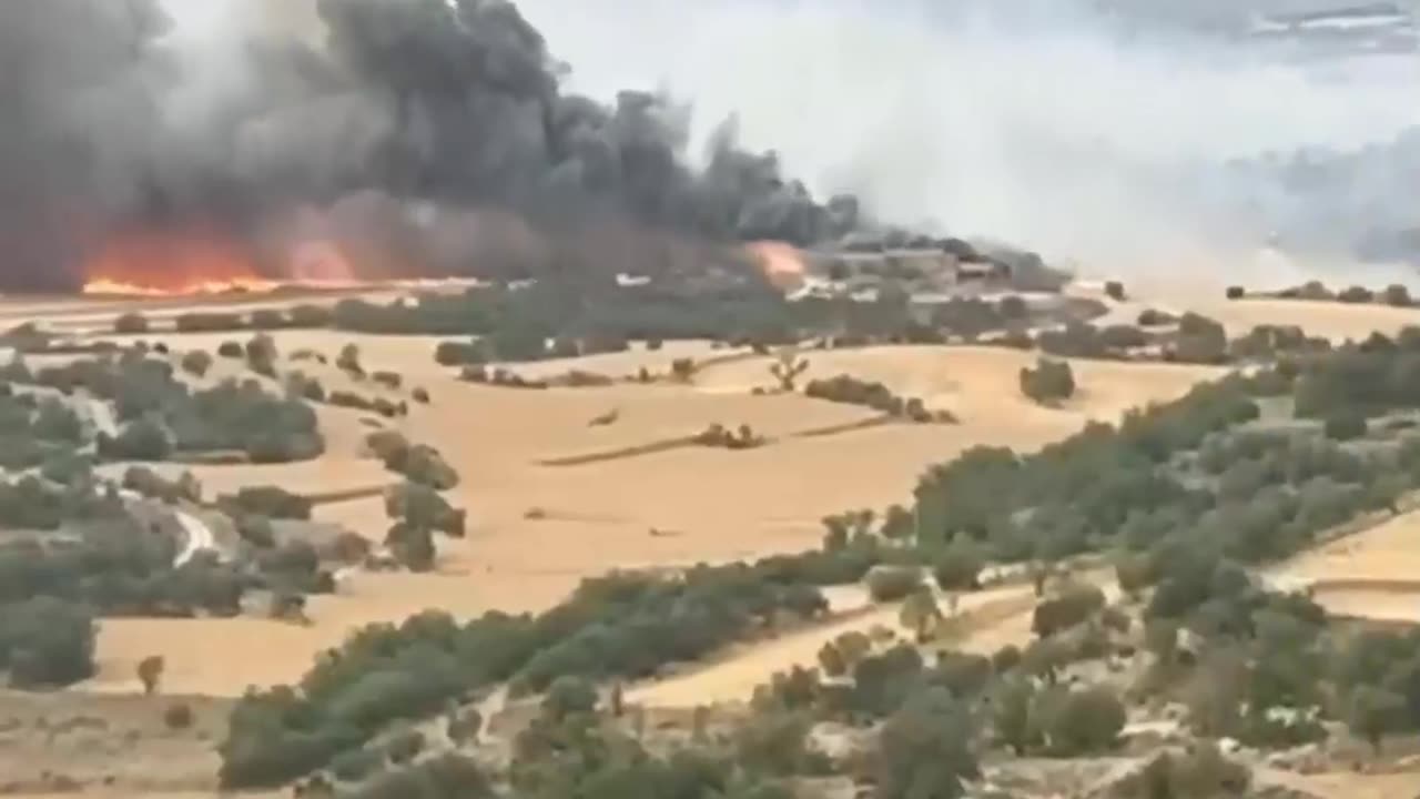 POŽÁRY NA SEVEROVÝCHODĚ ŠPANĚLSKA 3.7.2025