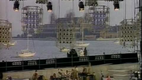 Daryl Hall & John Oates - Rich Girl = Live