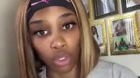Black woman explains to other black women what is wrong with their behavior