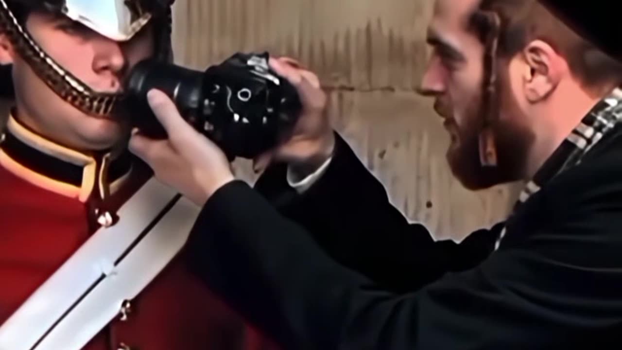 Jews vs the kings guards