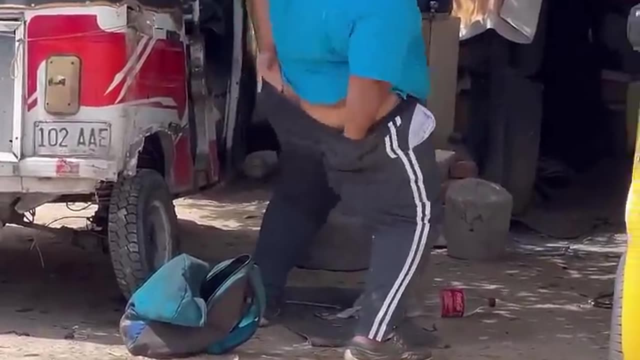 ICE PLEASE GO FOR THIS GUY. ICE BUTT