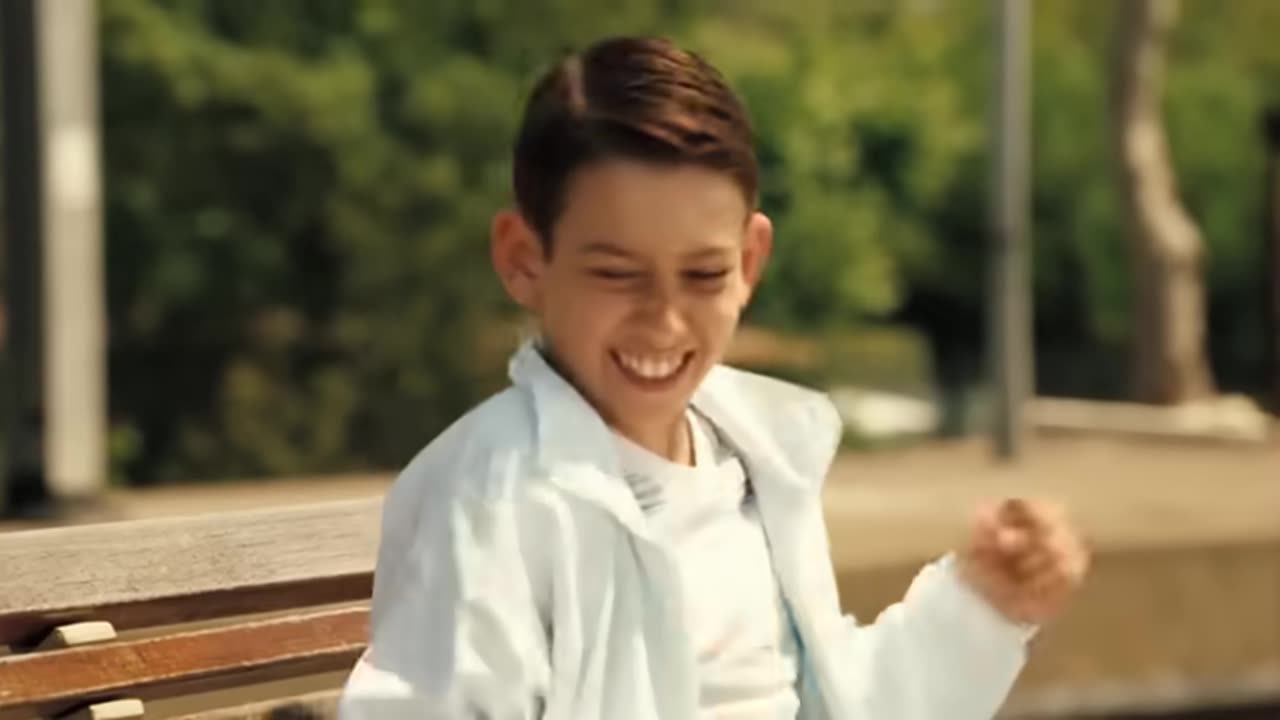 Bean on Board - Mr Bean On a Train