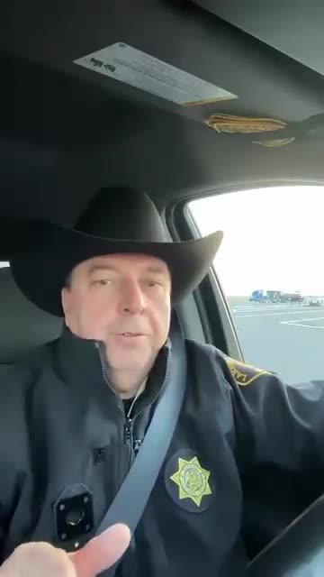 🚨Wyoming Police HUGE BUST Of Non-English Speaking SEMI-TRUCK DRIVERS consisting of ILLEGAL ALIENS & FOREIGNERS!