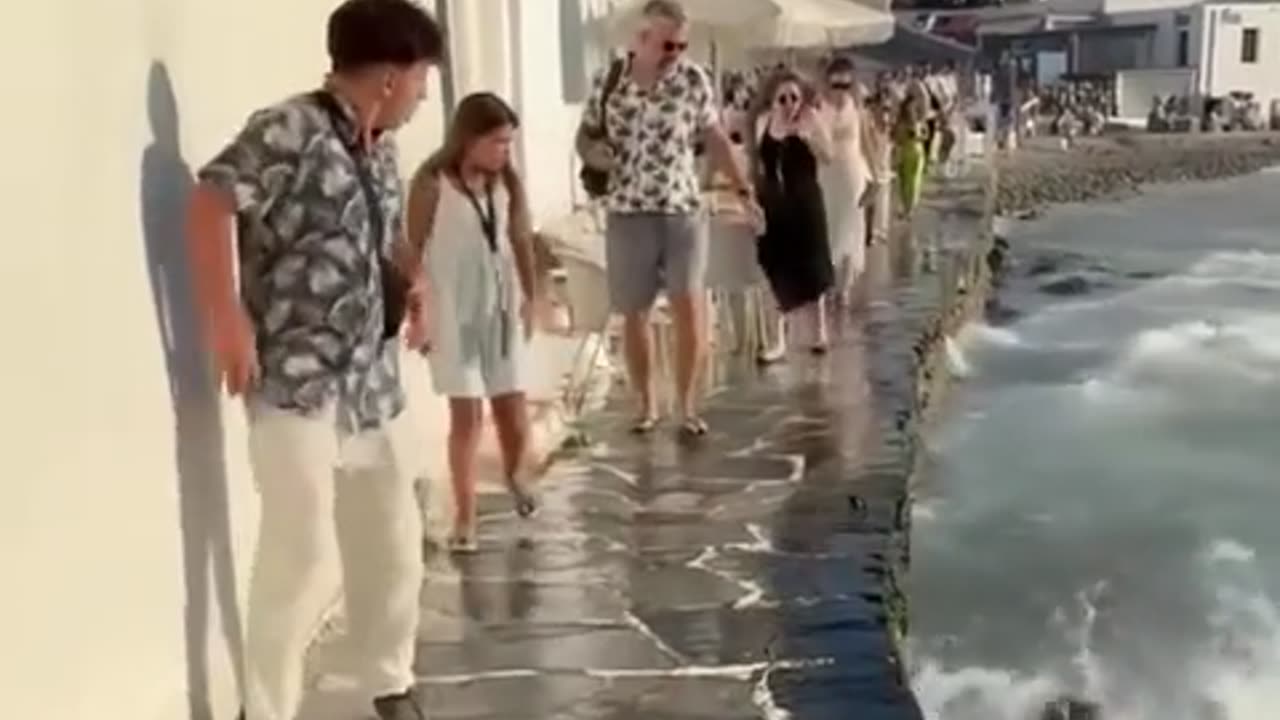😂📱 He Forgot The Most Important Thing! | FunFM