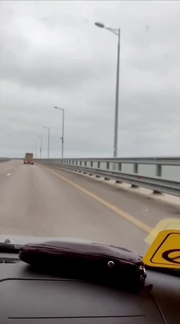Crimean Bridge Radio Station Asks for People to Stay Away and to Not Use Bridge