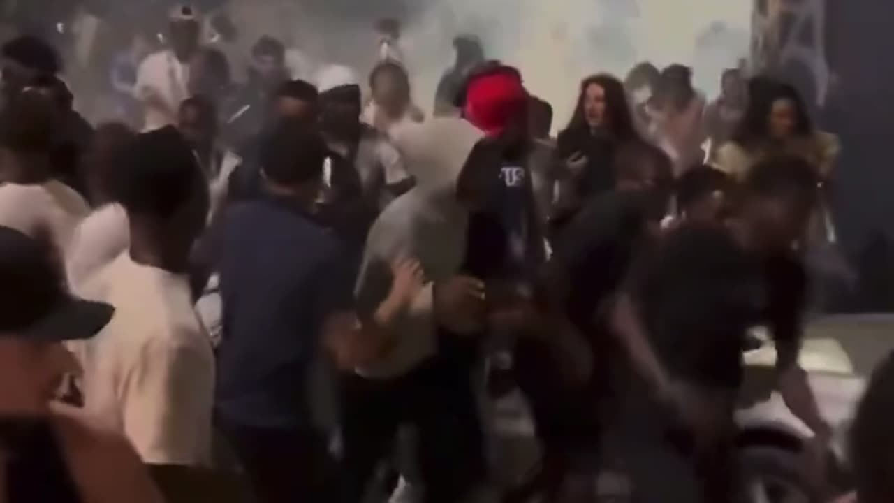 Reported chaos in Paris during Fête de la Musique