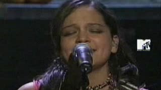 Control Machete feat. Natalia Lafourcade - Bien Bien = 2002