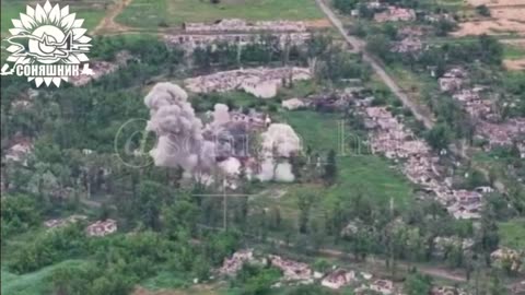 ✈️🇺🇦 Ukrainian MiG-29 destroyed a mercenary gathering point using GBU-62 precision-guided bombs