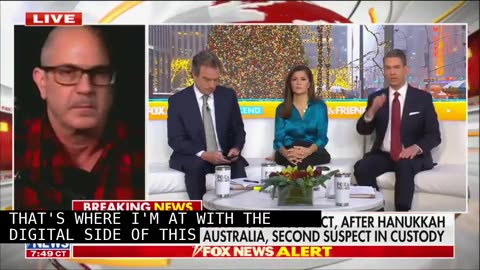 Remarkable Video of Man Wrestling Gun Away From Australian Hannukah Shooter