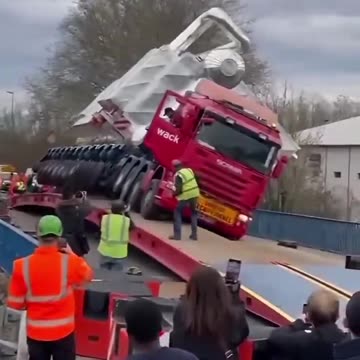 And this is why they were half the price of the other movers😅😱