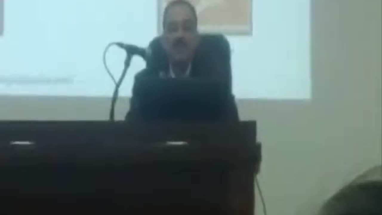 013- Conférence de M.Ahmed Benzine - Philatélie en Algérie de la Pré-Philatélie jusqu'à nos jours.