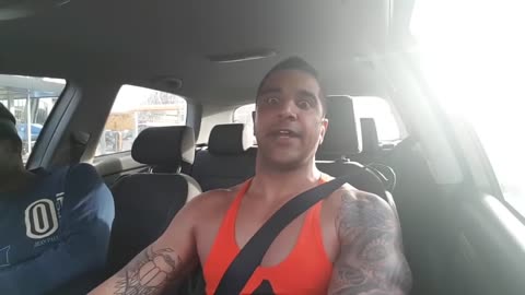 Ofux ruzie in de gym met hater