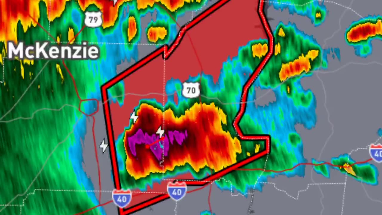 🚨 Tornado Warning – Threatens I-40 Near Camden, TN | May 2025 #shorts #tornadowarning #i40
