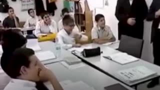 Israeli school kids say Arabs will be their slaves
