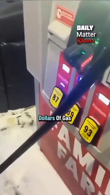 Woman furious she can only fit $57 in gas under Trump, says it was $90 under Biden