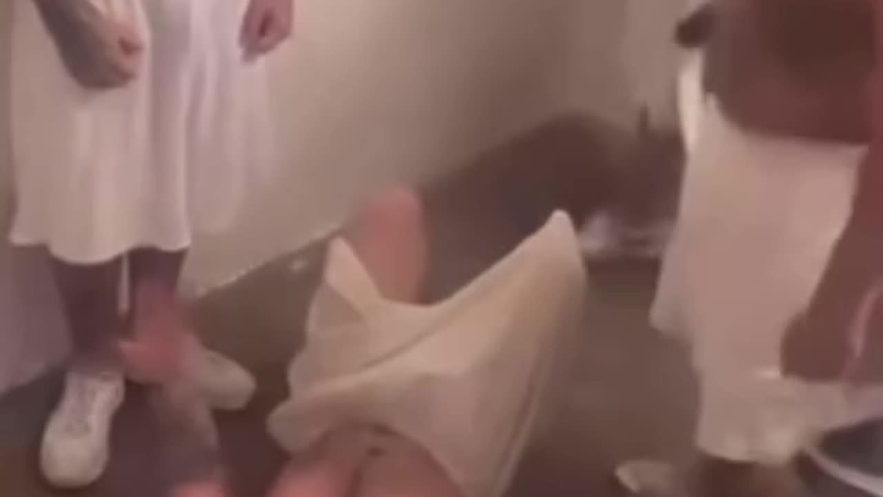Racial Diversity beats up White jail inmate, logical reason to racially separate