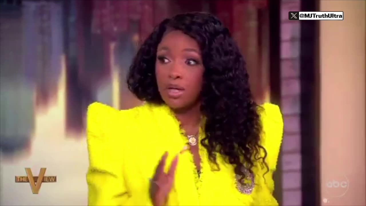 Jasmine Crockett Boxes of Pizza’s are being sent to Home’s