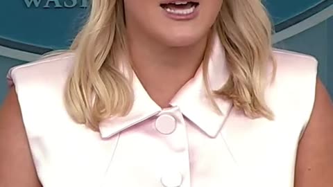 Karoline Leavitt spills the tea: Obama pulls the strings on the Trump Russia collusion drama
