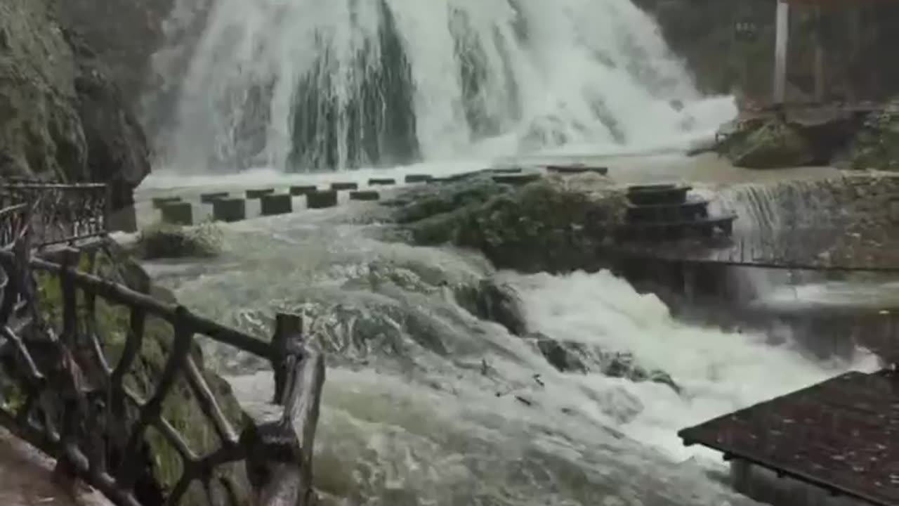 natural watefall