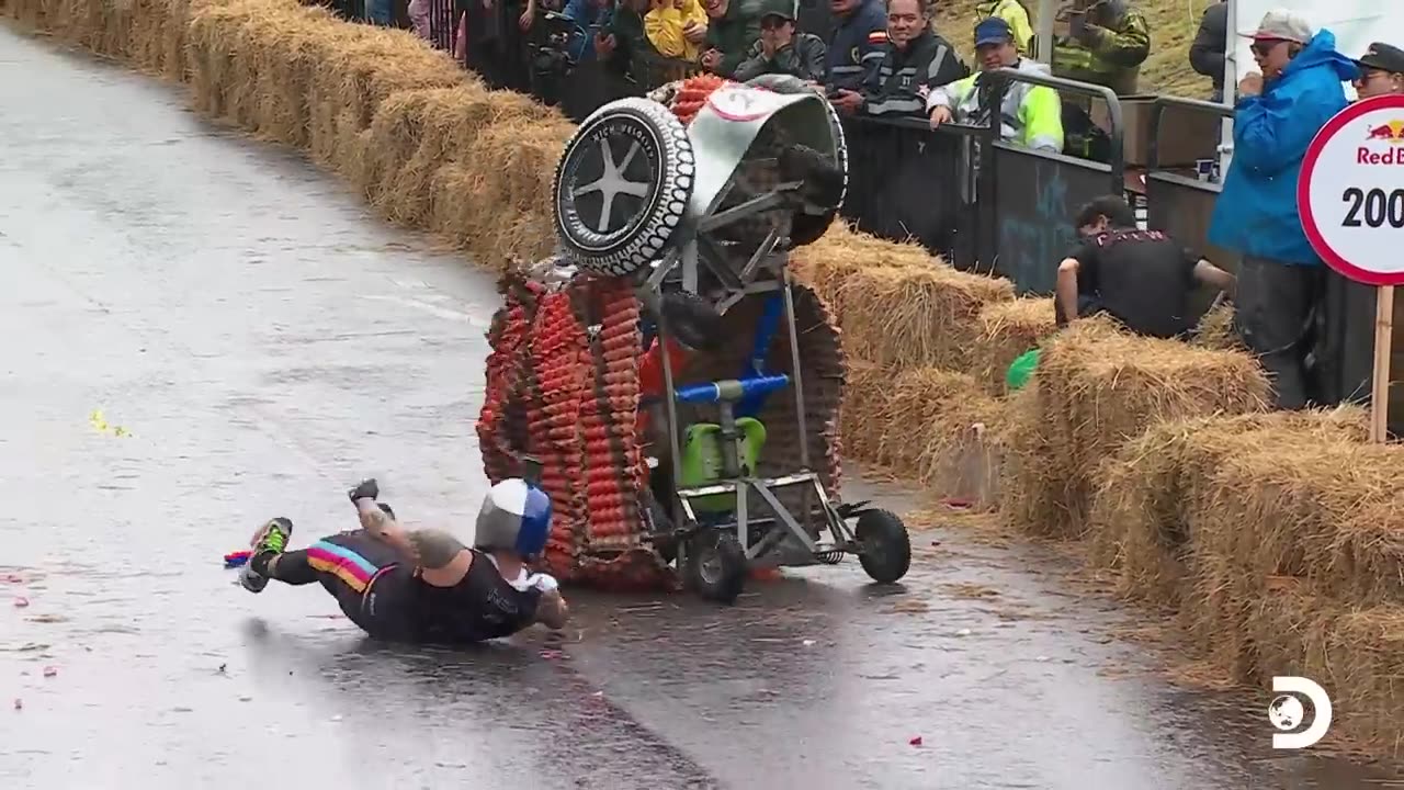 Wildest Crashes Around the Globe! Red Bull Soap Box Race Discovery
