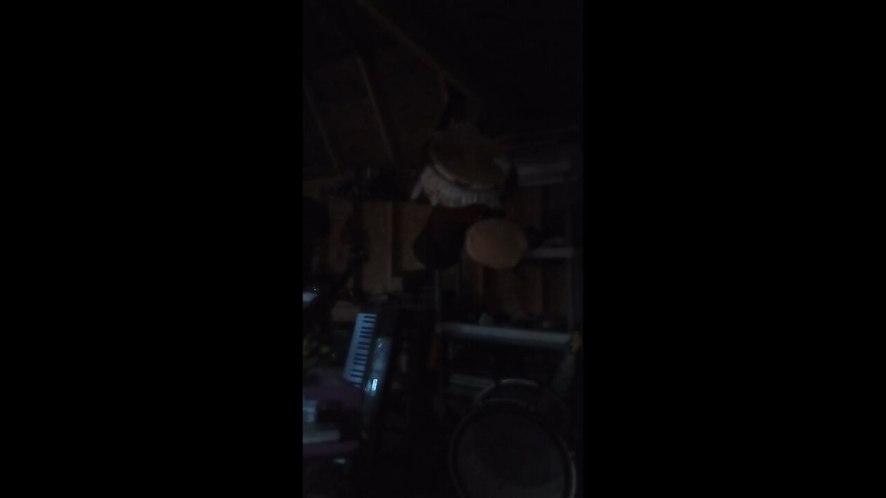 Guitar Riff I was playing with this morning. #CRA #HOVR #guitar