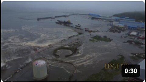 After 8.8 magnitude quake off Russian Coast - 3 TSUNAMI waves hit