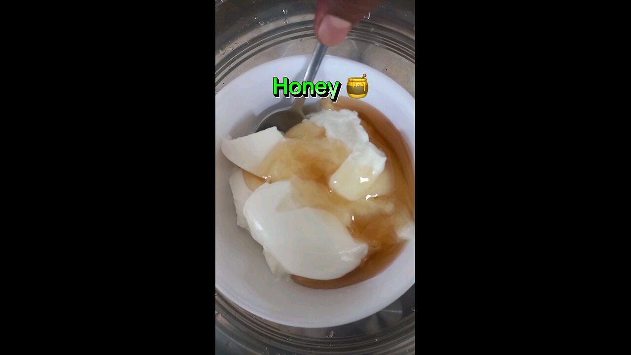 yoghurt with honey, more benefits