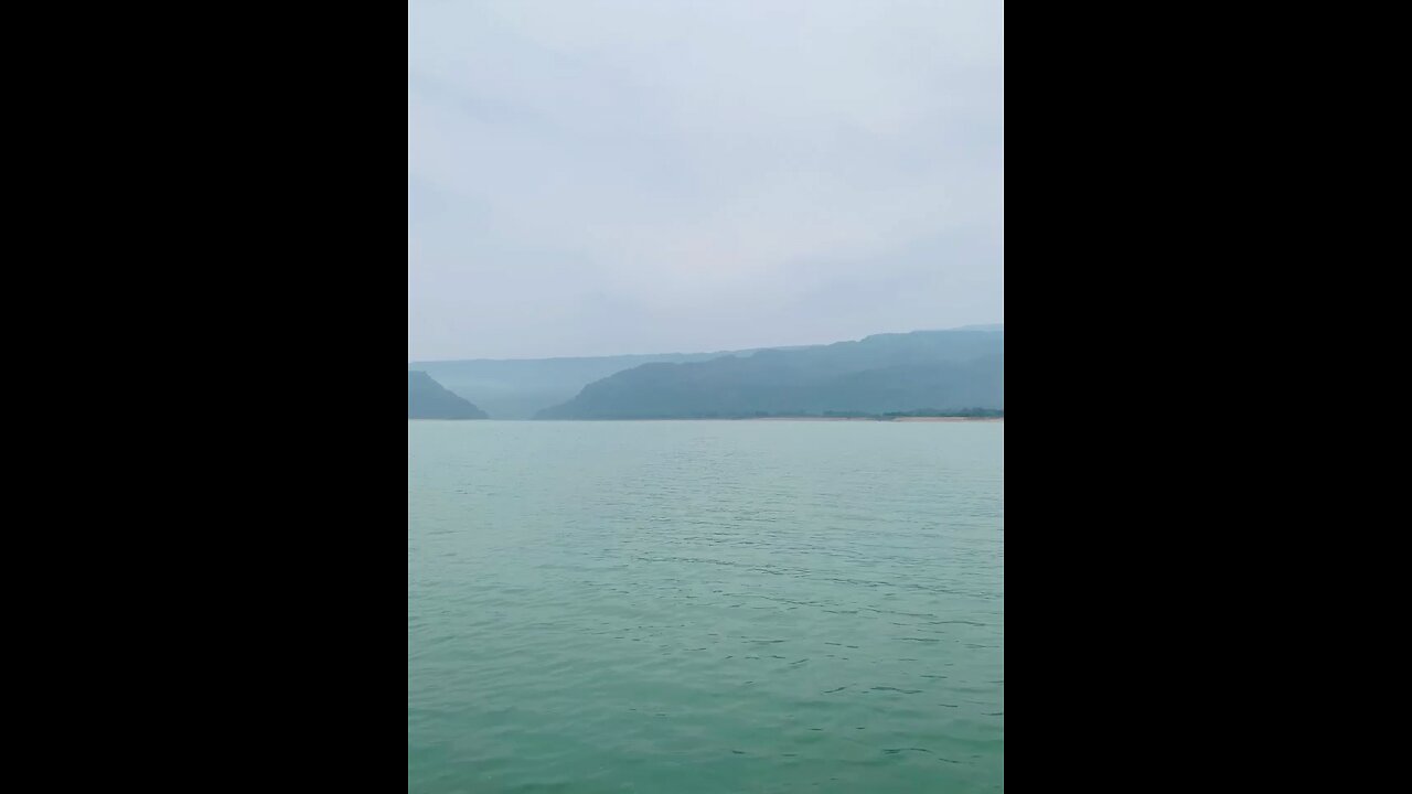 Beautiful nature and river 🏞️😇