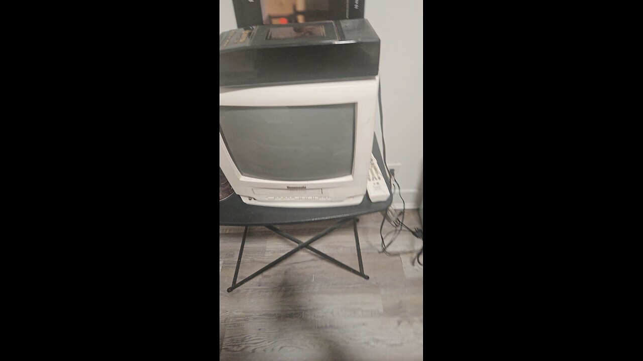 opening to land before time 7