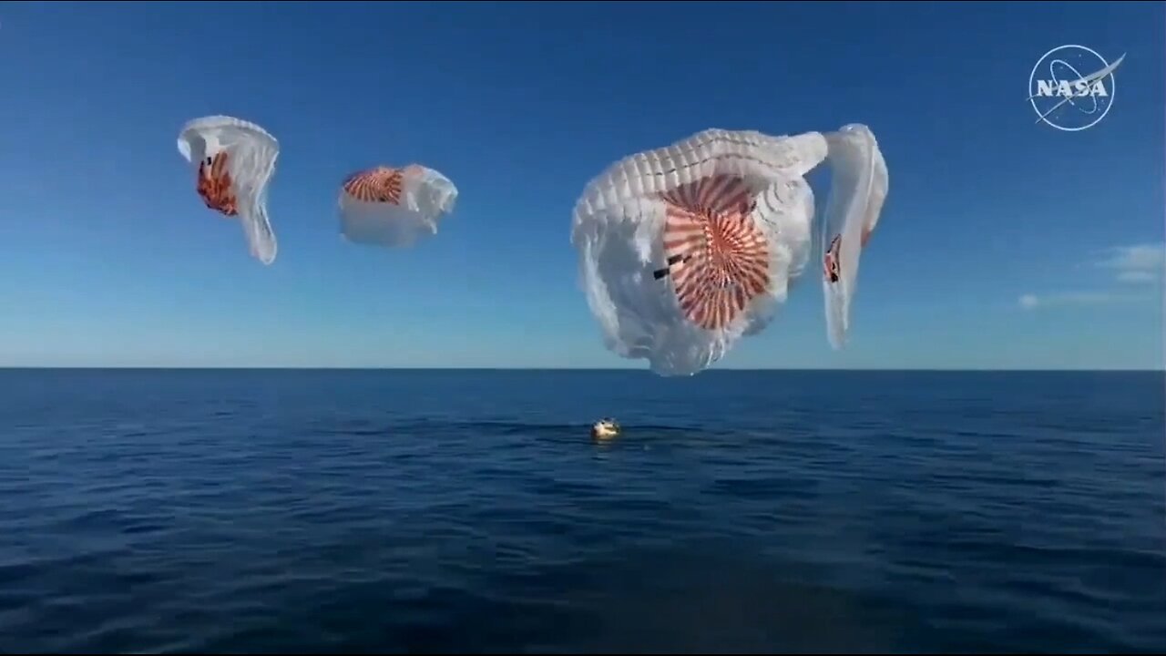 Stranded Astronauts Return To Earth After More Then Nine Months