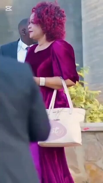 𝙿𝚊𝚜𝚝𝚘𝚛 𝙸𝚛𝚎𝚗𝚎 𝙼𝚊𝚗𝚓𝚎𝚛𝚒