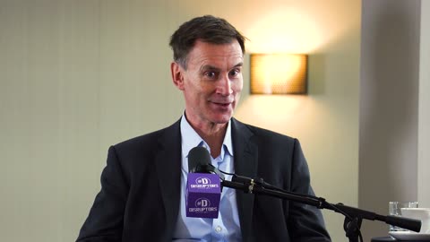 Confronting Former Chancellors on The Lies of The UK Budget Scam