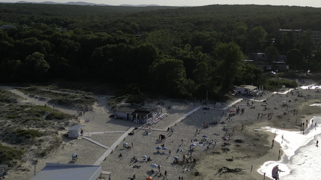 ☀️ Sunny Day in Kiten, Bulgaria – Relaxing Beach Vibes 🌊🏖️