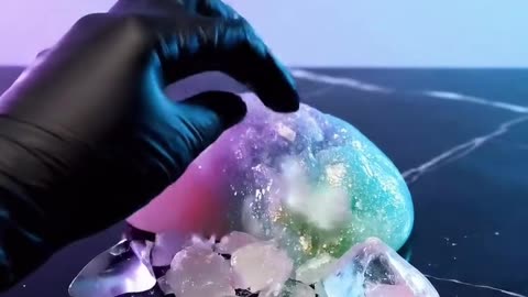 Cutting video of crunch