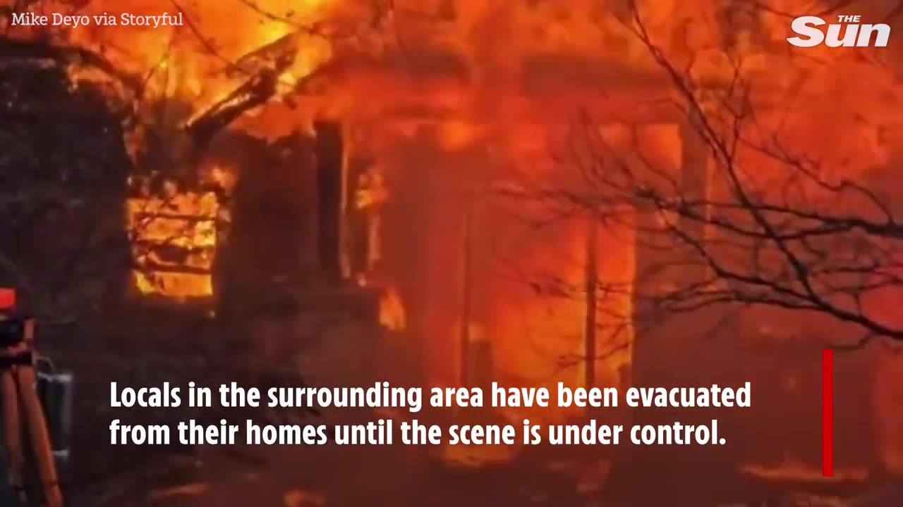 Plane crashes into Minnesota home sparking huge fireball