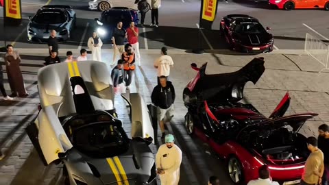 🚀✨ Experience the Thrill of This Luxury Car’s Acceleration! | LuxurySportsCars