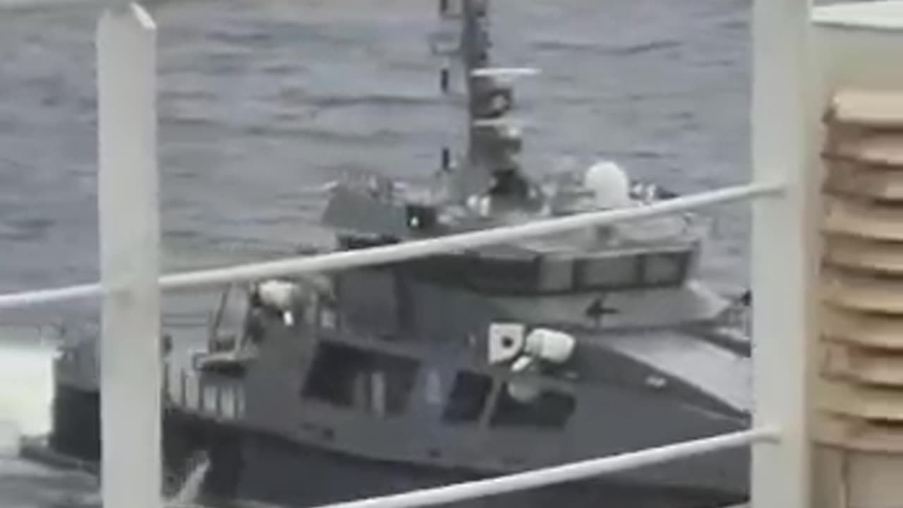 Russian tanker of the shadow fleet JAGUAR and the Estonian Navy