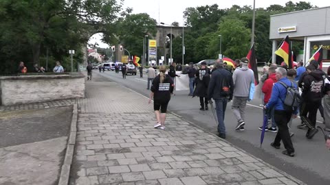 Live aus Apolda am 12.7.2025 – Menschen erheben sich