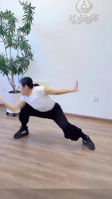 1272.腰功好腿力增