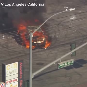 Mexican and Antifa Terrorists BURN Cars, L.A.
