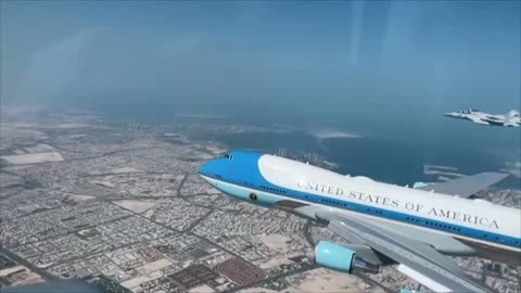 View from above as F-15QA Multirole Strike Fighters of the Qatar Emiri Air Force (QEAF) escort Air Force One into Qatar🇺🇸🇶🇦