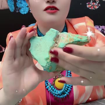 250611-10 Turquoise Rough: Unexposed Gem Film Hidden in Stone