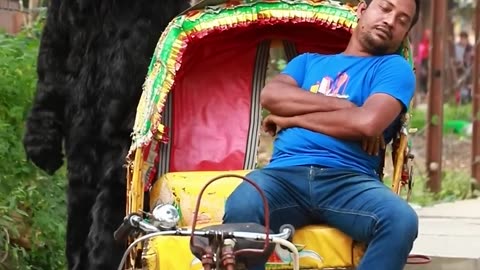 FAKE GORILLA ATTACK PRANK PART 27 ! EMTIAZ BHUYAN PRANK #Shorts - Emtiaz Bhuyan (1080p, h264) 2026