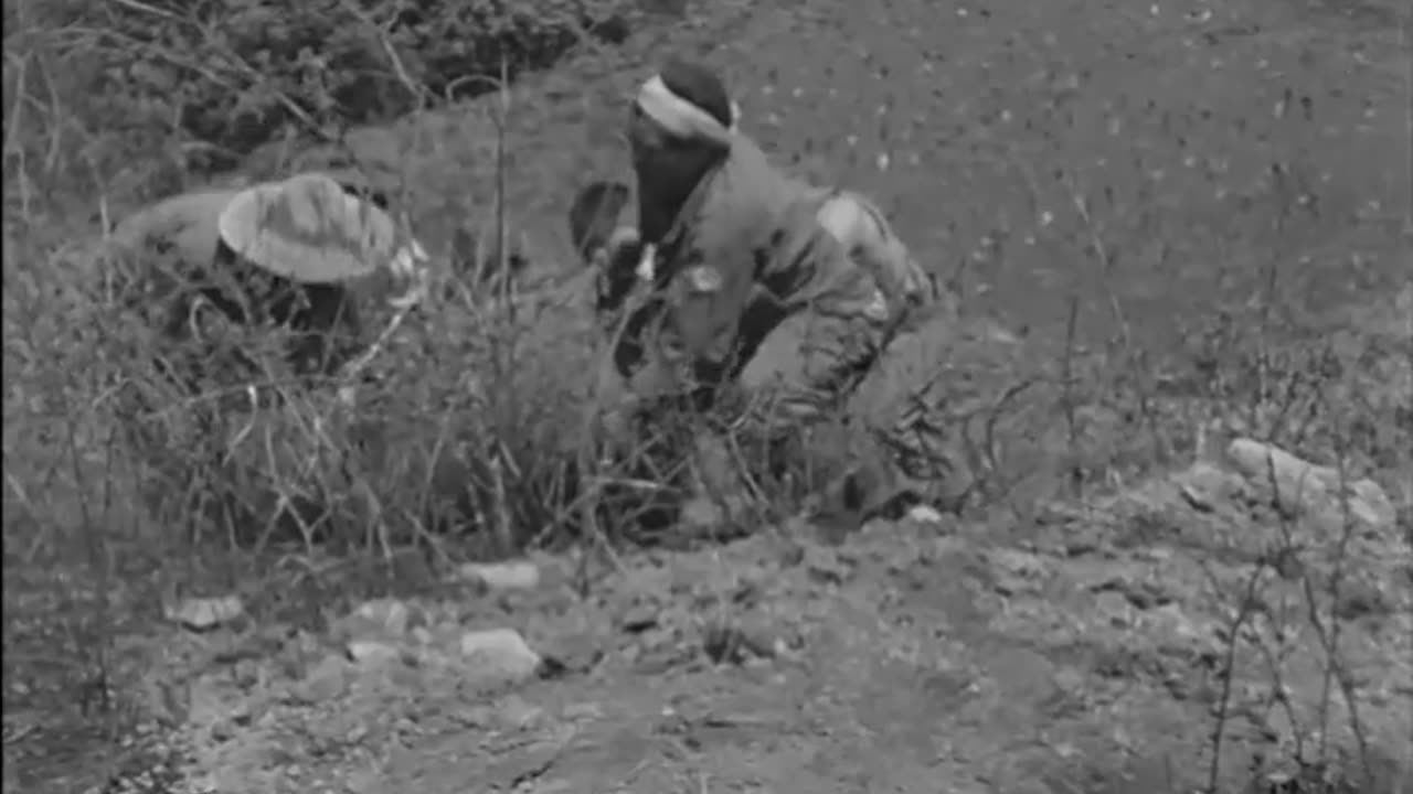 3RD ENGR COMBAT BN, 24TH ... - 3RD ENGR COMBAT BN, 24TH DIV, PREPARE FUGASSE (NAPALM) - 111-adc-9505
